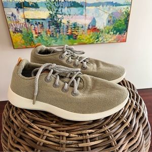 Allbirds Women’s Wool Runner Mizzles Cardamom Green Size 9
